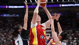 九游体育网页-孔德昕：女篮明天背靠背打新西兰难度不大 重点是半决赛战日本